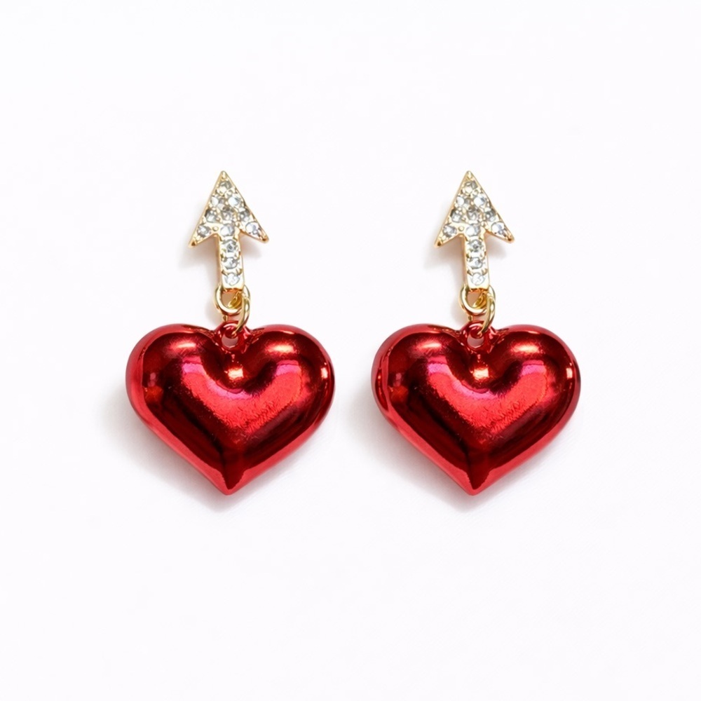 ⚜️ Amoré Red Heart Earrings
